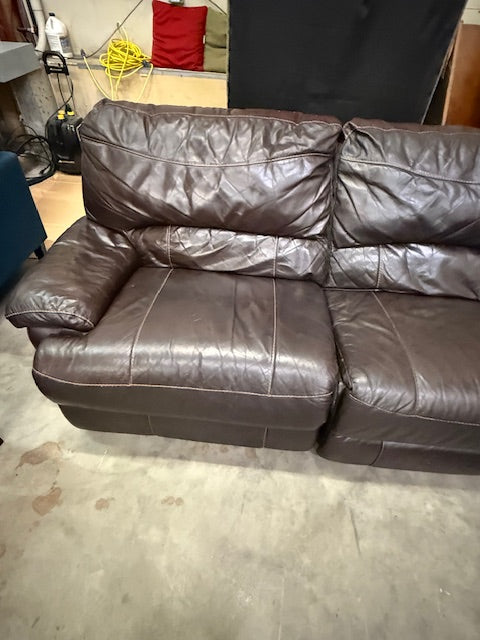*Free Delivery* Large Real Leather 6 Piece Sectional Couch Power Recliners