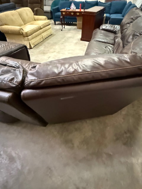 *Free Delivery* Large Real Leather 6 Piece Sectional Couch Power Recliners
