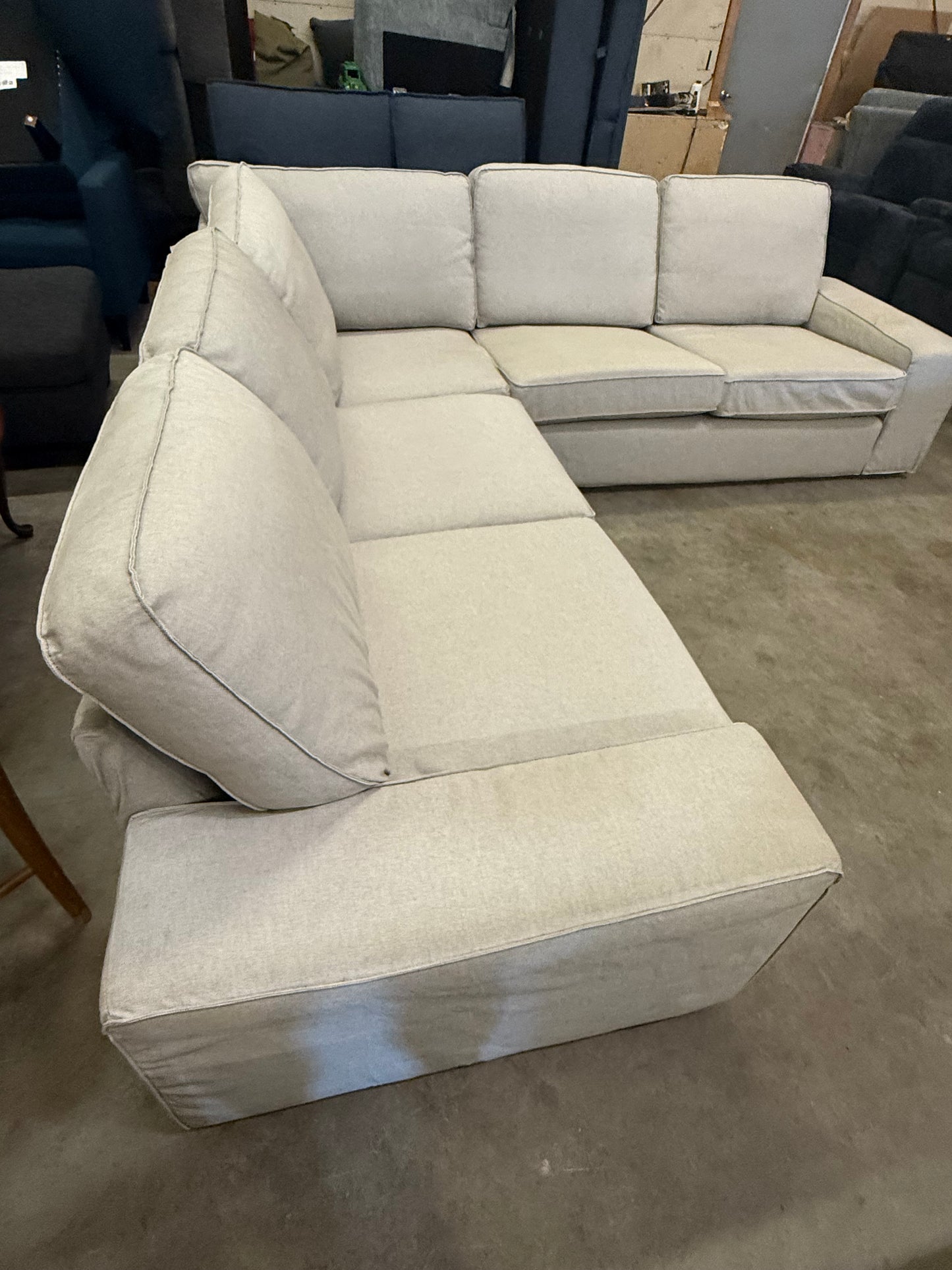 *Free Delivery* Ikea Kivik 3 Piece Sectional Couch Off White Great Condition