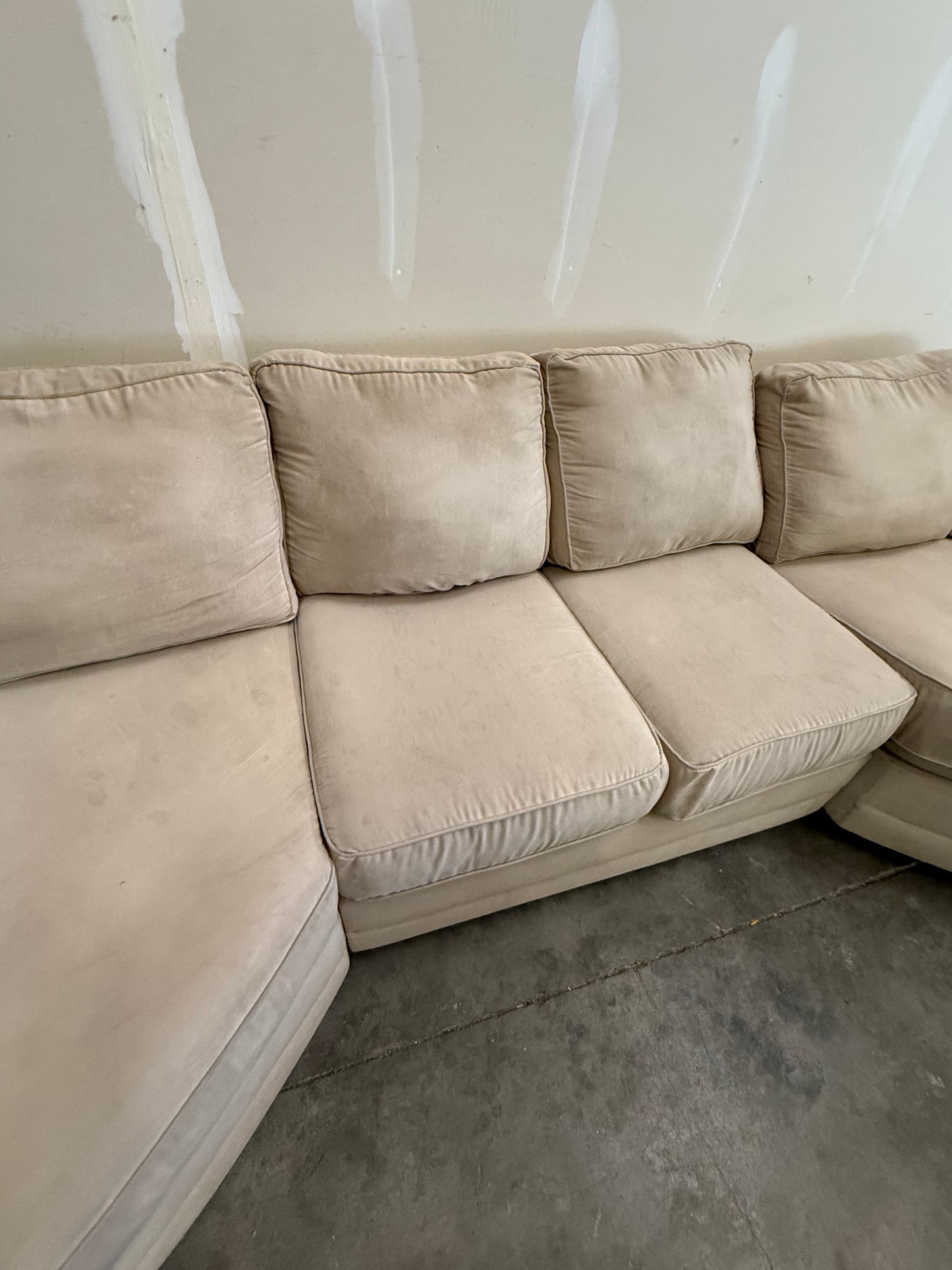 *Free Delivery* Extra Large Double-Cuddler Sectional Couch Beige