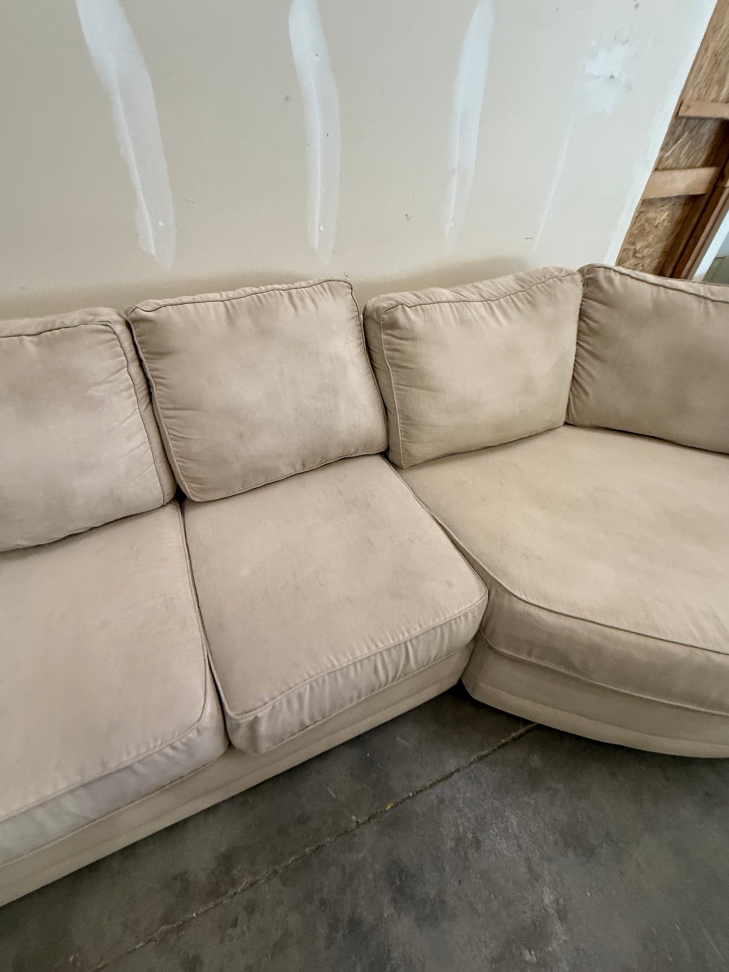 *Free Delivery* Extra Large Double-Cuddler Sectional Couch Beige