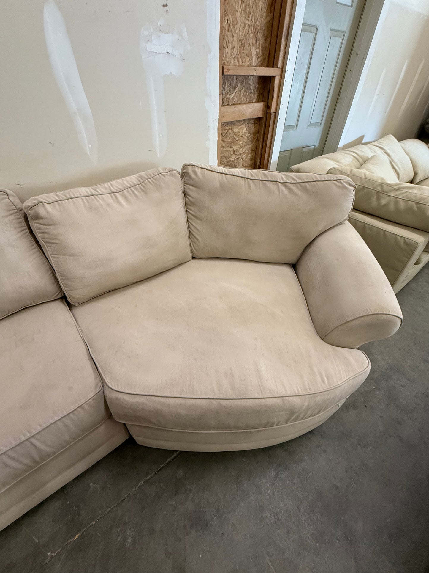 *Free Delivery* Extra Large Double-Cuddler Sectional Couch Beige