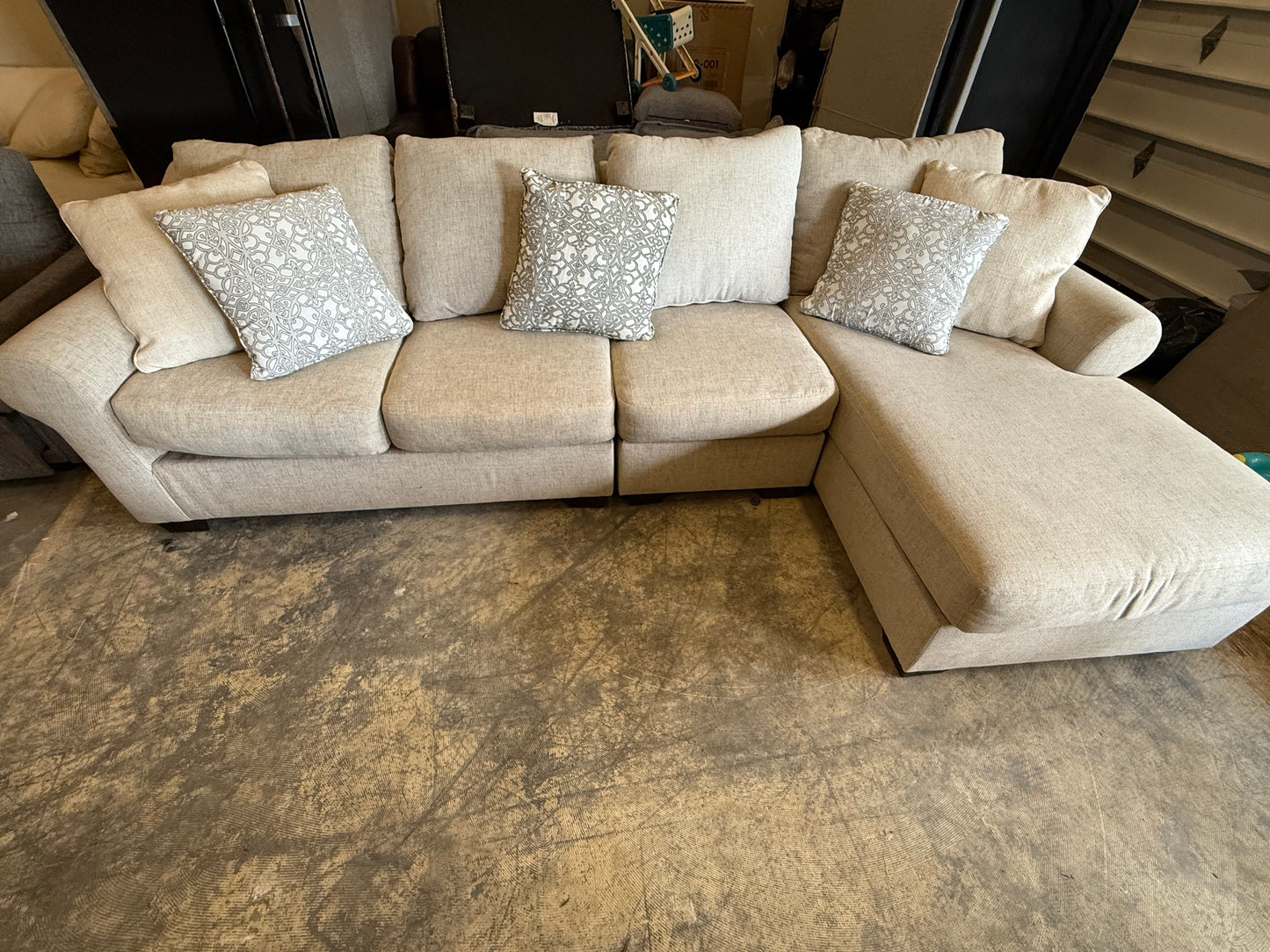 *Free Delivery* Excellent Condition Ashley 3-Piece Sectional Beige