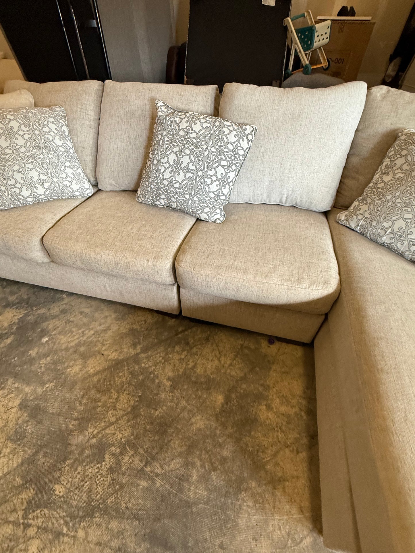 *Free Delivery* Excellent Condition Ashley 3-Piece Sectional Beige
