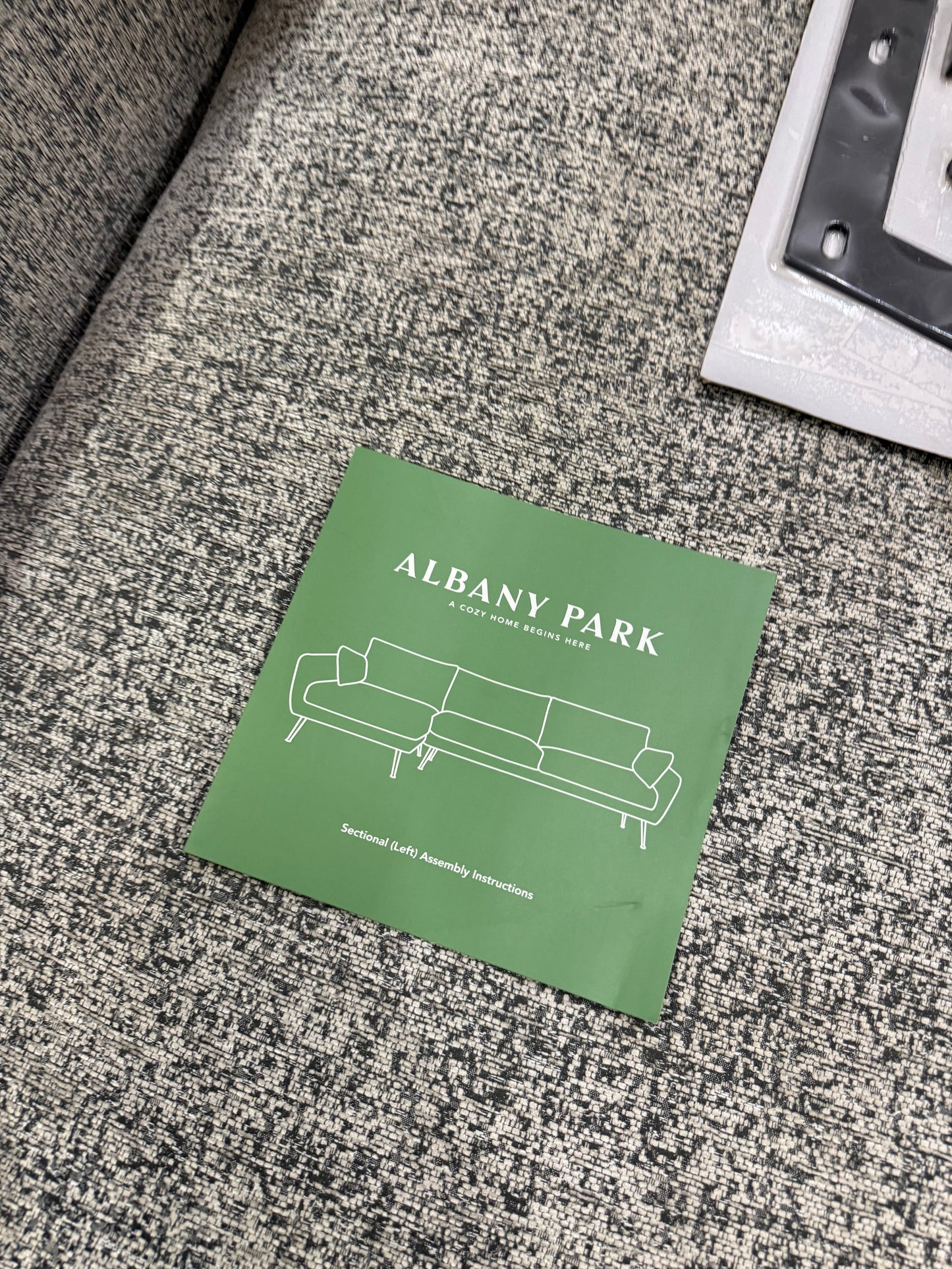 *Free Delivery* Brand New in the Box Albany Park "Park" Sectional Light Gray