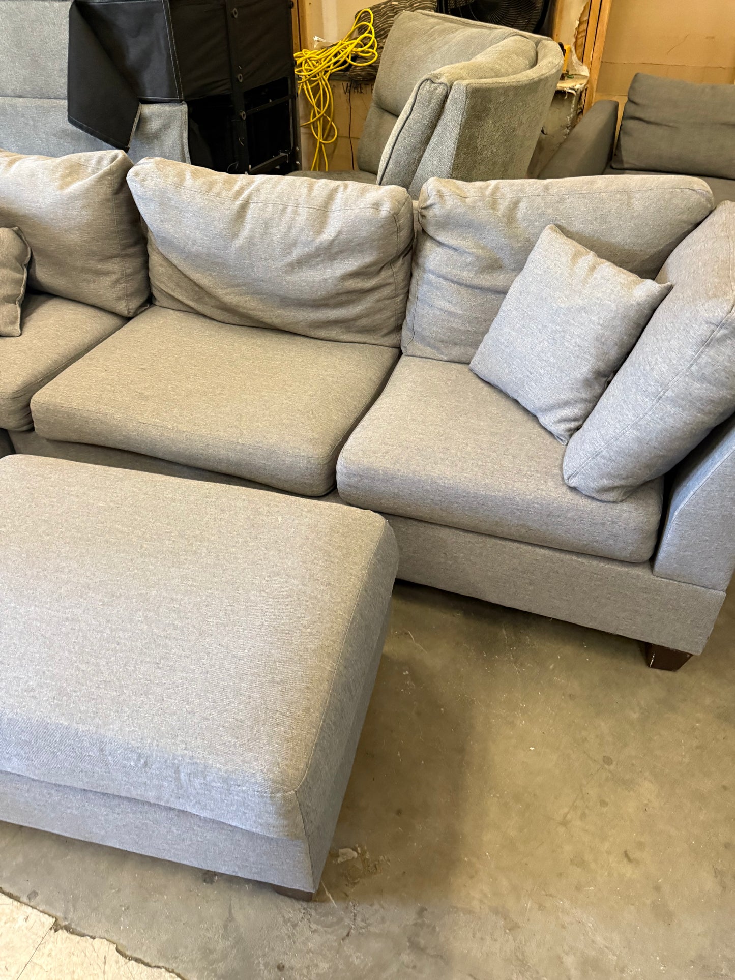 *Free Delivery* Great Condition Gray 2 Piece Sectional Couch with Ottoman