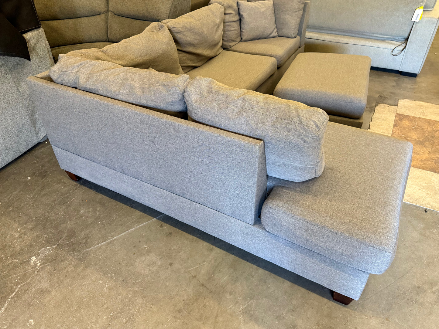 *Free Delivery* Great Condition Gray 2 Piece Sectional Couch with Ottoman