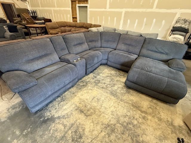 *Free Delivery* Great Condition 6 Piece Gray Sectional Power Recliners