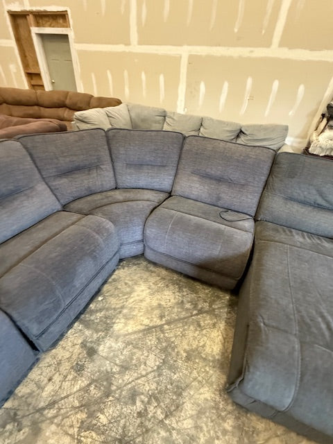 *Free Delivery* Great Condition 6 Piece Gray Sectional Power Recliners