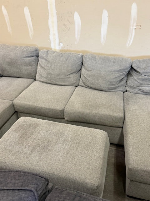 *Free Delivery* Broyhill Gray Sectional Couch with Matching Ottoman