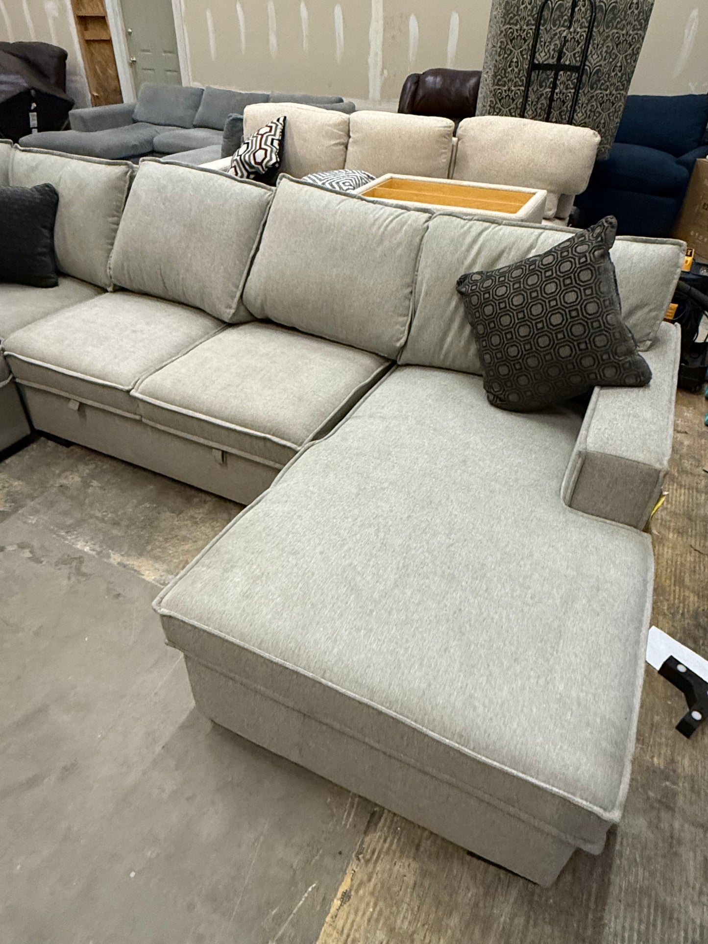 *Free Delivery* Like-New/Open Box Sectional Couch with Storage and Chaise