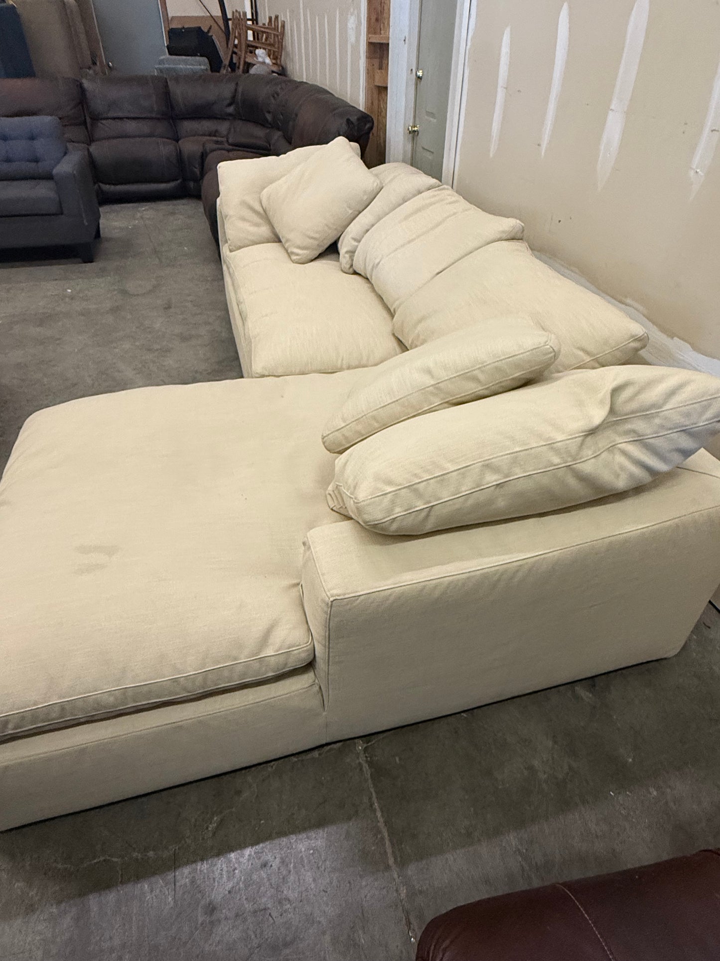 2025 Restoration Hardware Cloud Performance Fabric Sectional – Right-Arm Chaise Bench Seat – $3,999 (Milton, VT)