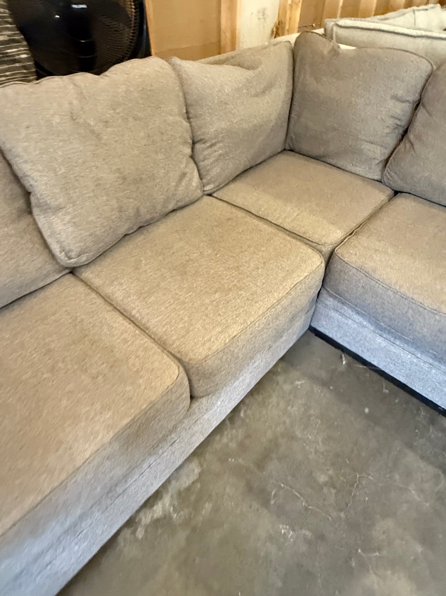 *Free Delivery* Excellent Condition 4-Piece Large Ashley Sectional Couch (155 inches wide