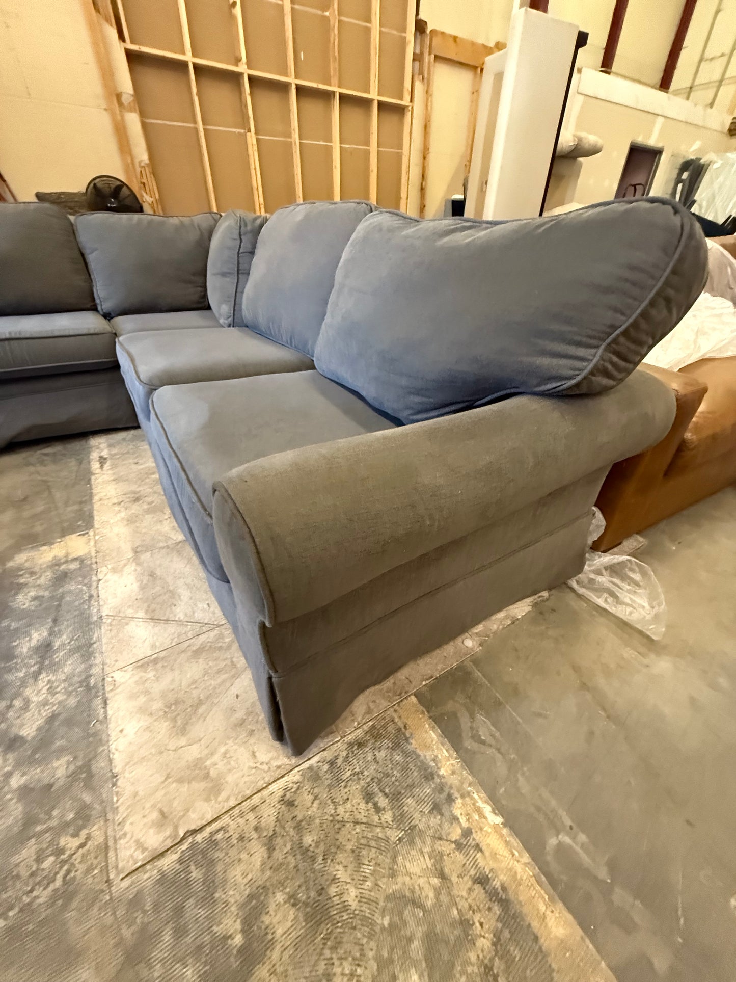*Free Delivery* 4 Piece Sectional Couch Great Condition Blue