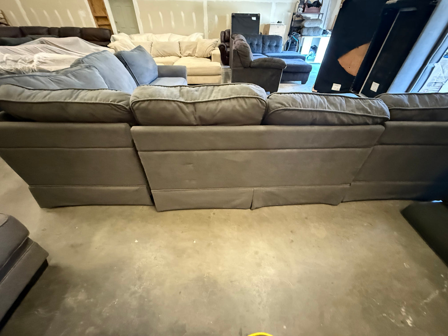 *Free Delivery* 4 Piece Sectional Couch Great Condition Blue