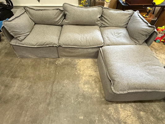 *Free Delivery* Great Condition 4 Piece Modular Sectional Couch