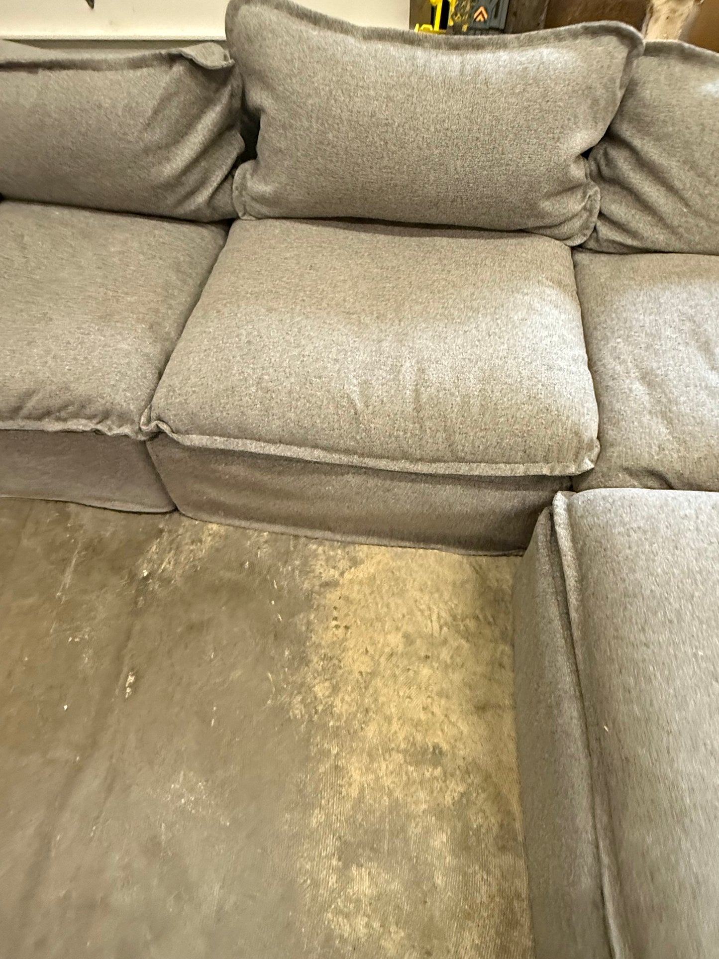 *Free Delivery* Great Condition 4 Piece Modular Sectional Couch