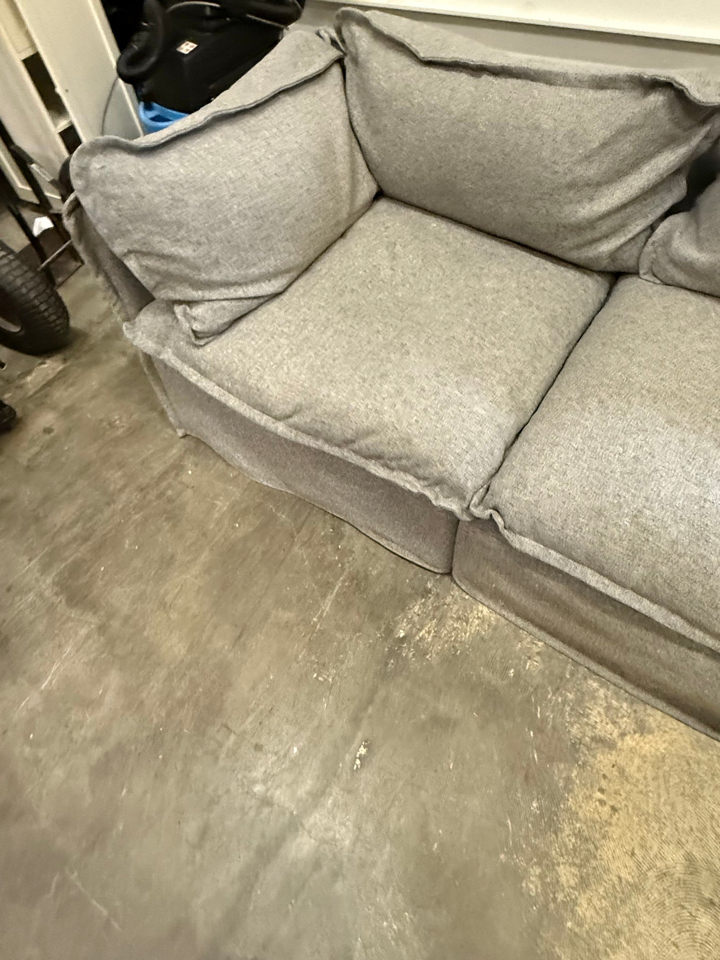 *Free Delivery* Great Condition 4 Piece Modular Sectional Couch