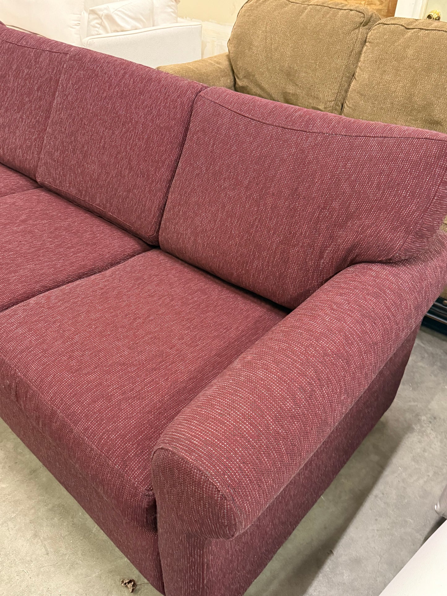 *Free Delivery* Excellent Condition 3-Piece Burgundy Red Wine Sectional with Pullout Bed