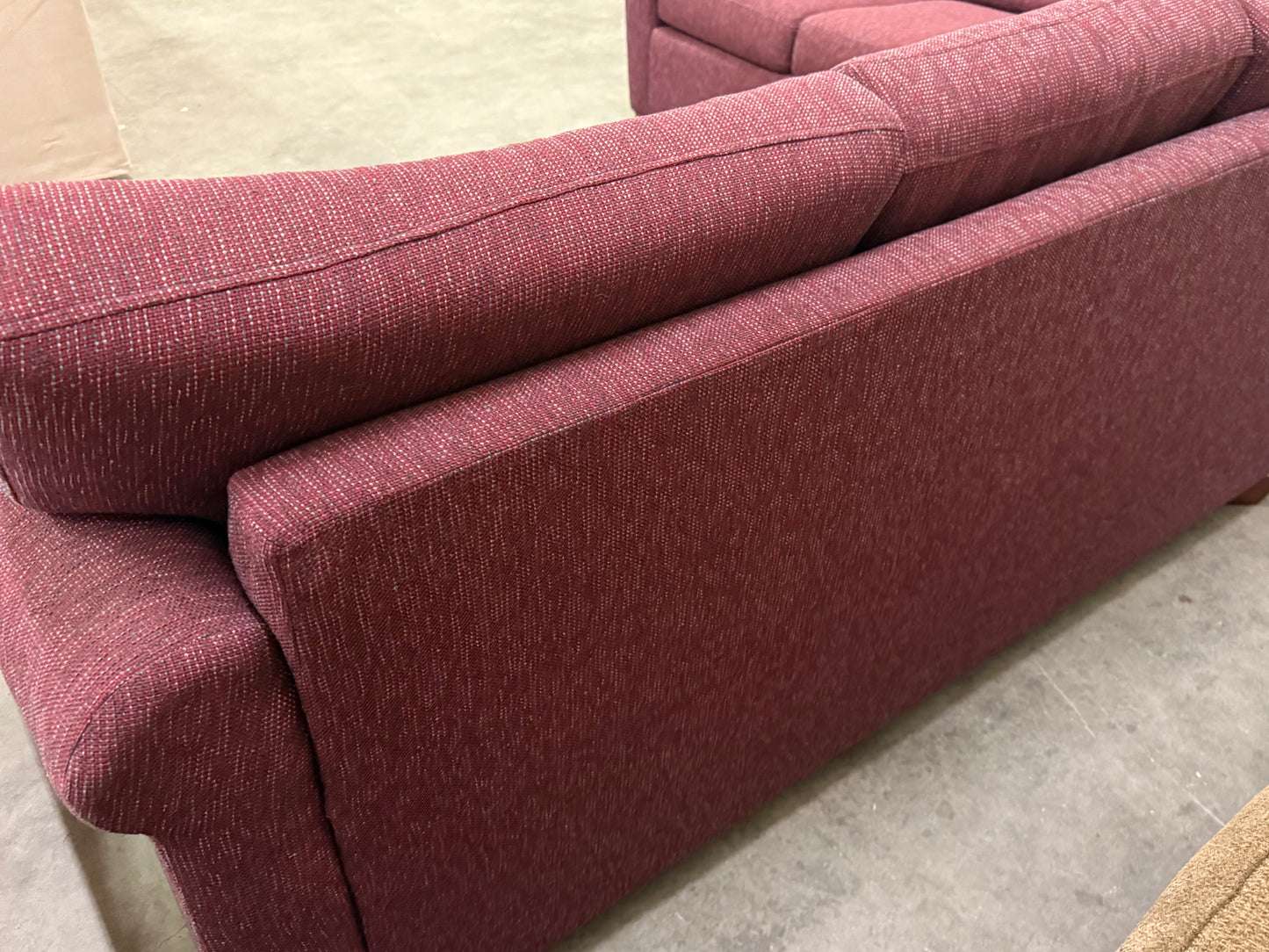 *Free Delivery* Excellent Condition 3-Piece Burgundy Red Wine Sectional with Pullout Bed