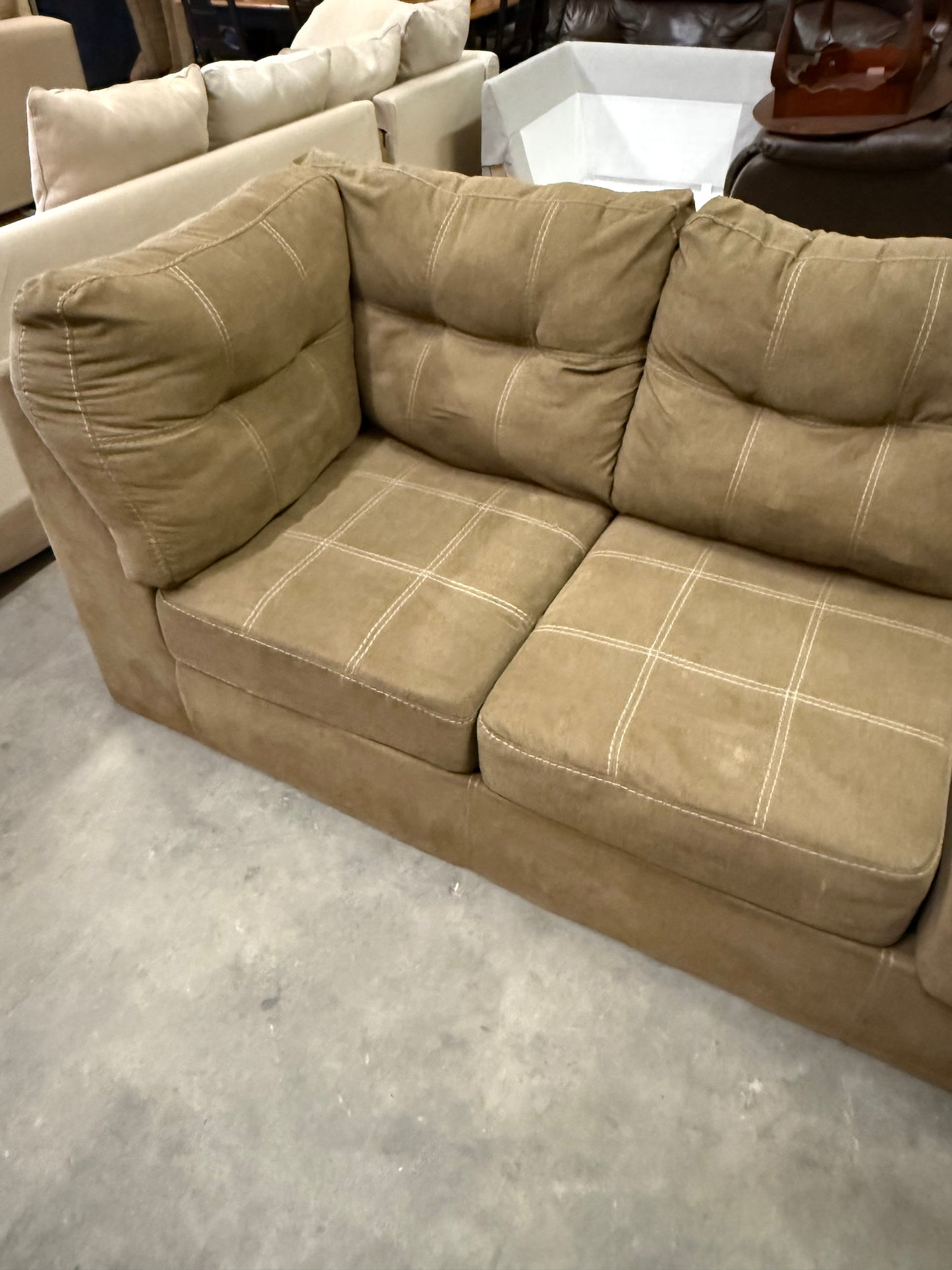 *Free Delivery* 2-Piece Sectional Couch Brown