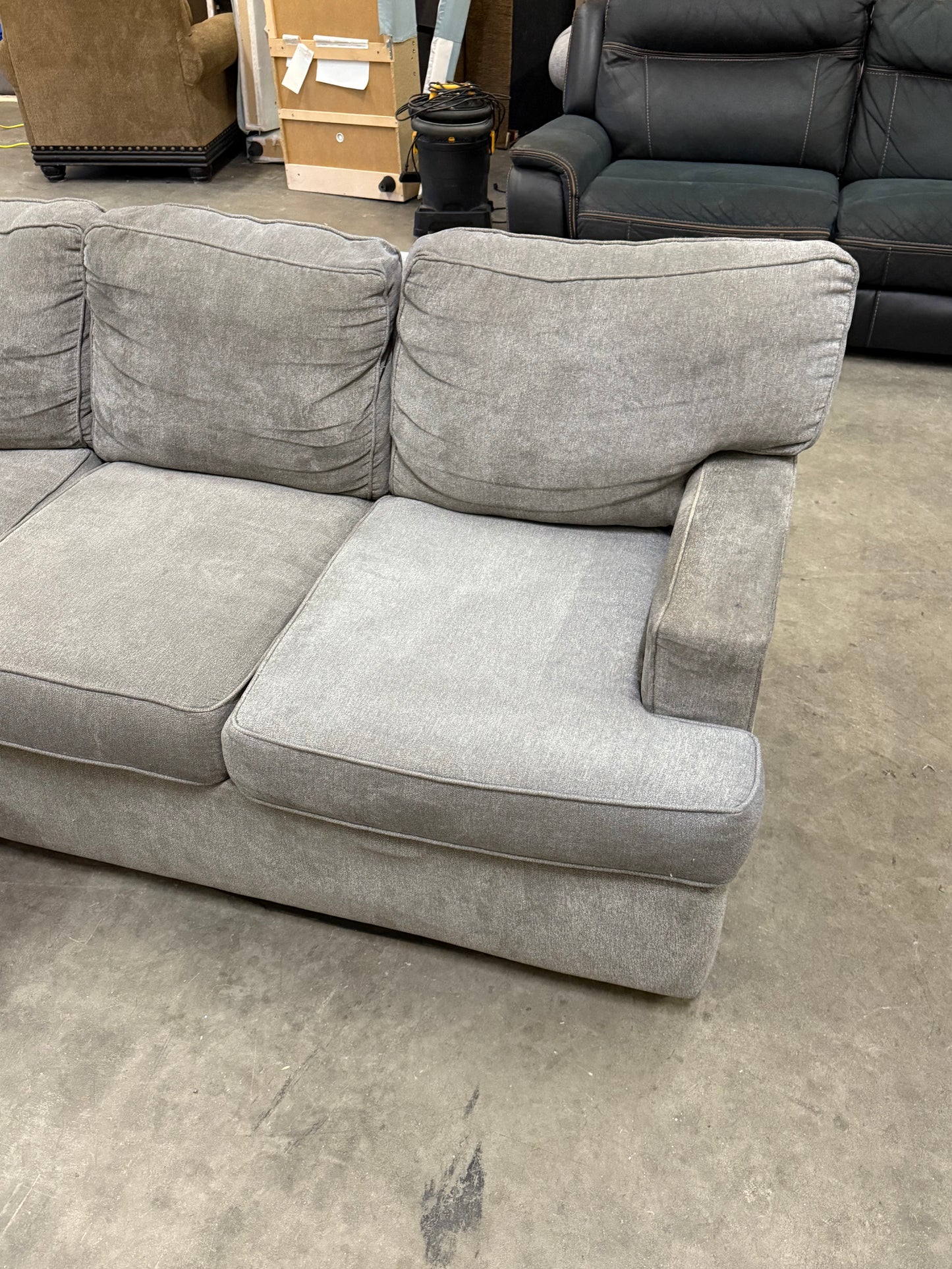 *Free Delivery* Gray Sectional Couch 2 Piece Large