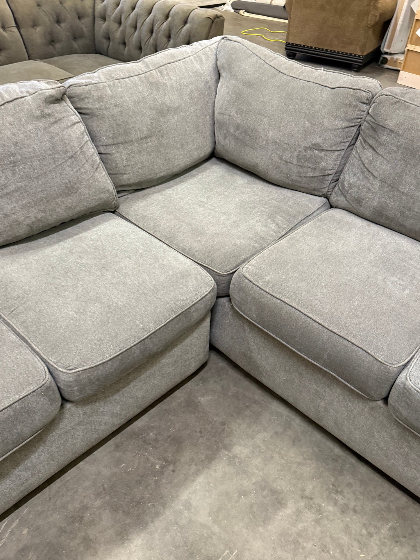 *Free Delivery* Gray Sectional Couch 2 Piece Large