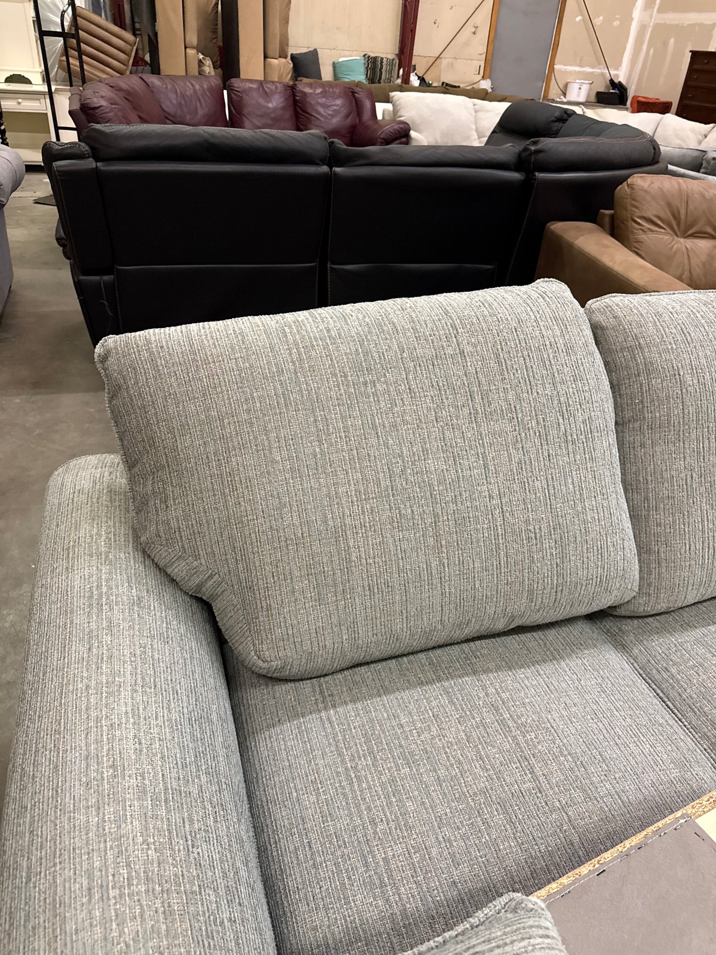 *Free Delivery* Like-New, Store Return Sectional with Nailhead Pattern