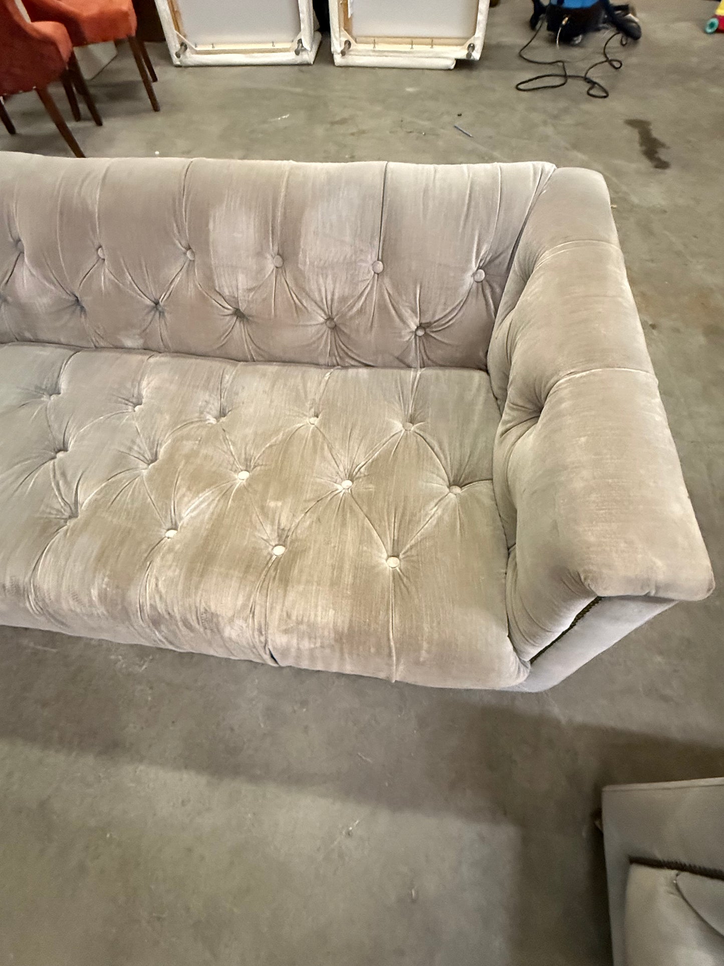 *Free Delivery* Pair of Restoration Hardware Highend Tufted Chesterfield Full Sized Couches