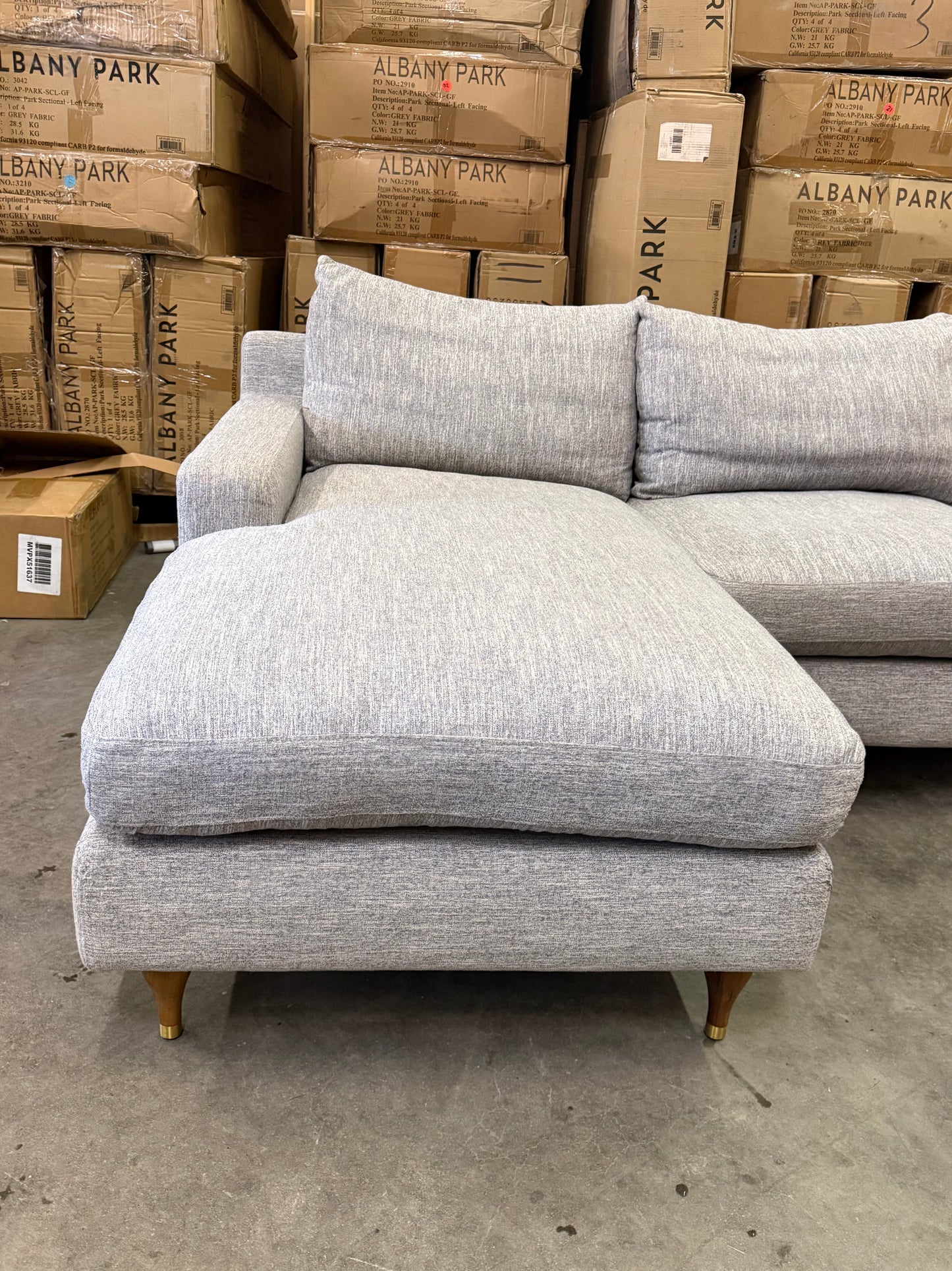 *Free Delivery* Brand New in the Box Albany Park "Park" Sectional Light Gray