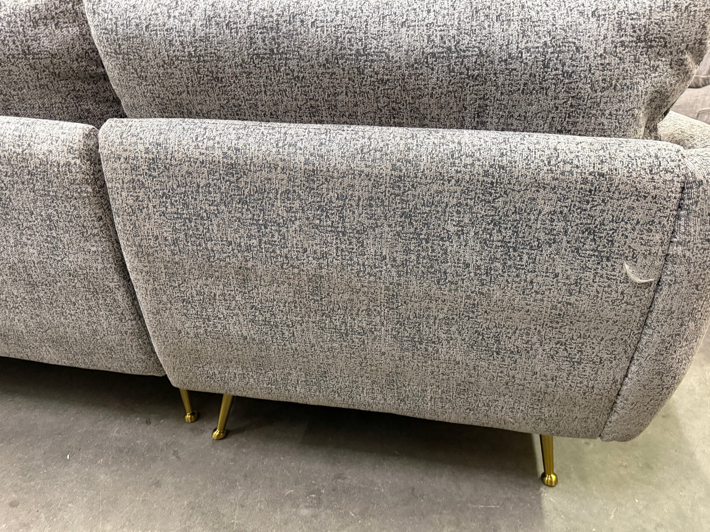 *Free Delivery* Brand New in the Box Albany Park "Park" Sectional Light Gray