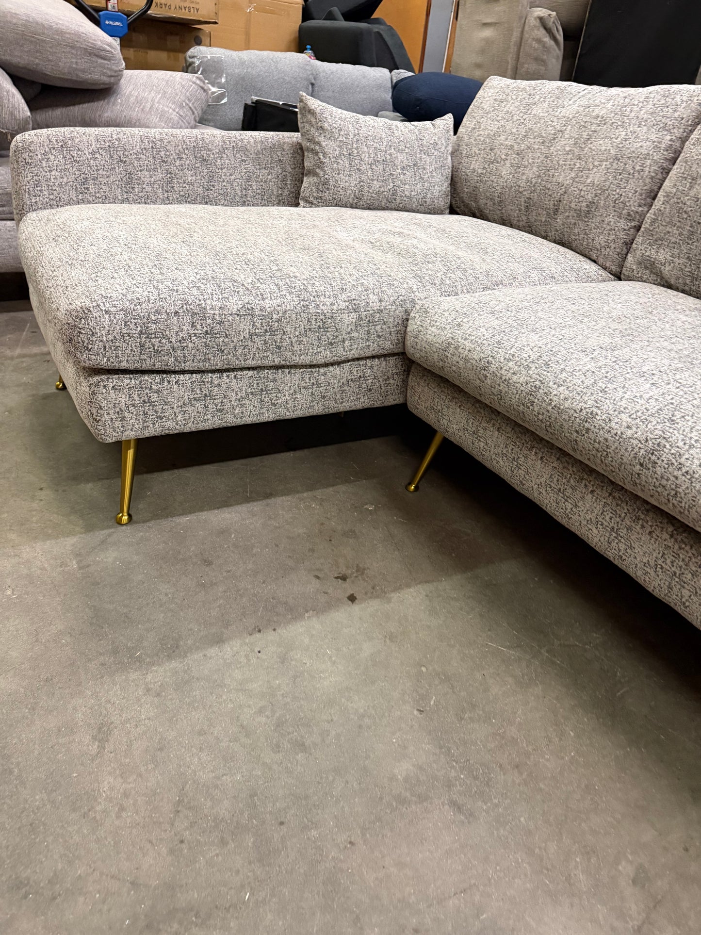 *Free Delivery* Brand New in the Box Albany Park "Park" Sectional Light Gray
