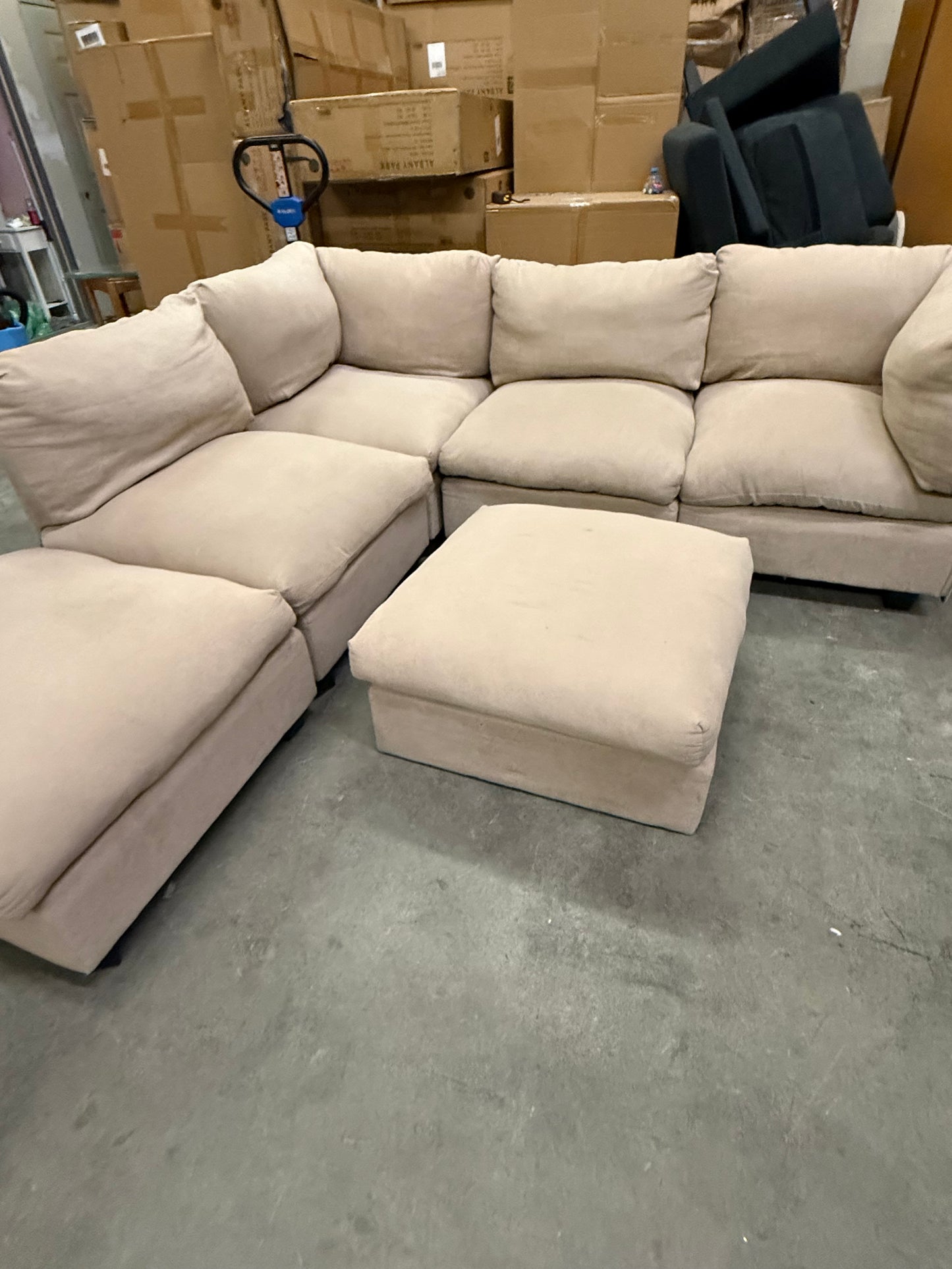 *Free Delivery* Great Condition Beige Modular Cloud Couch 6 Pieces