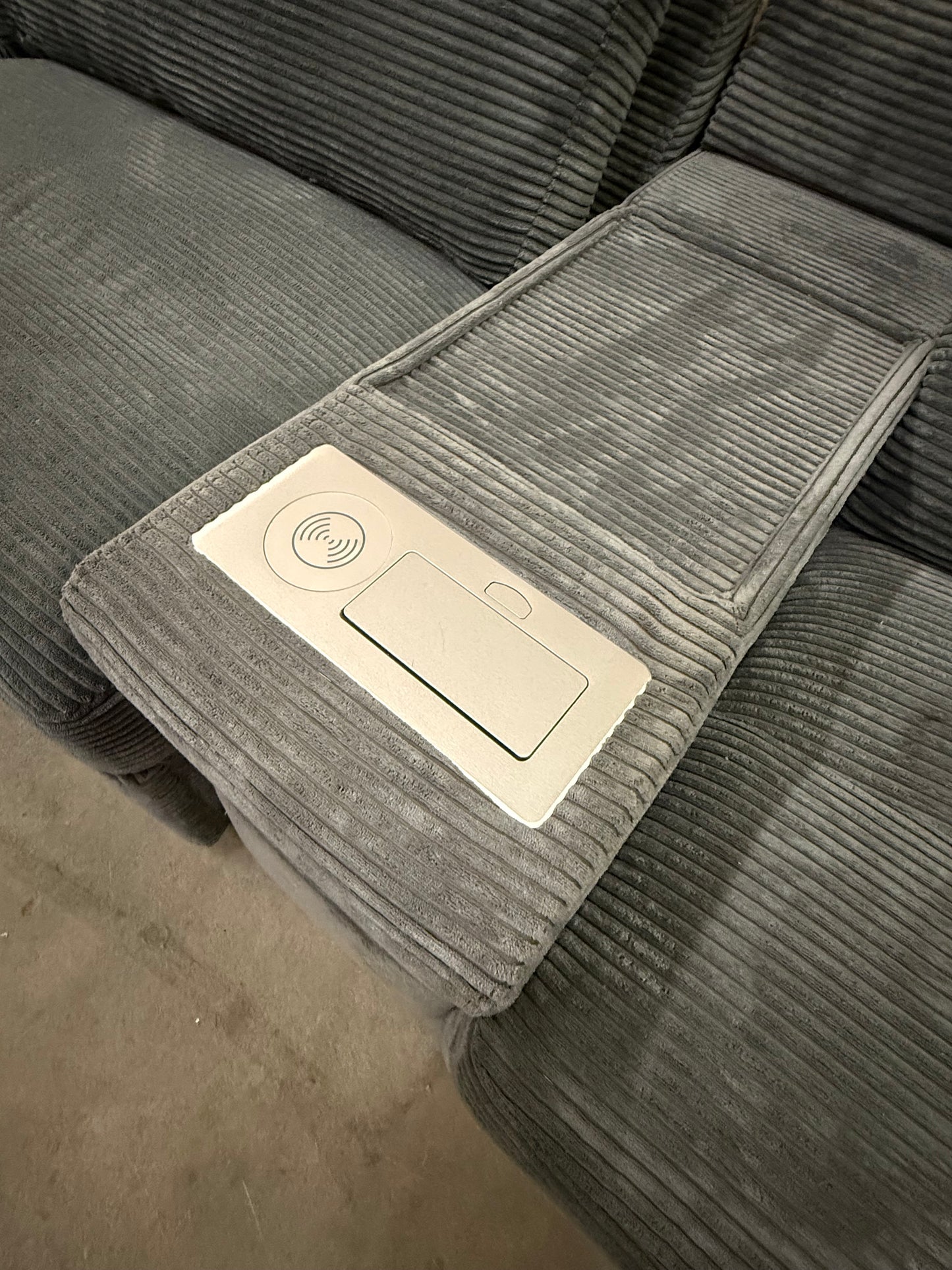 *Free Delivery* Retailer Return, Like-New Liquidation Sectional with Bed Conversion and Storage