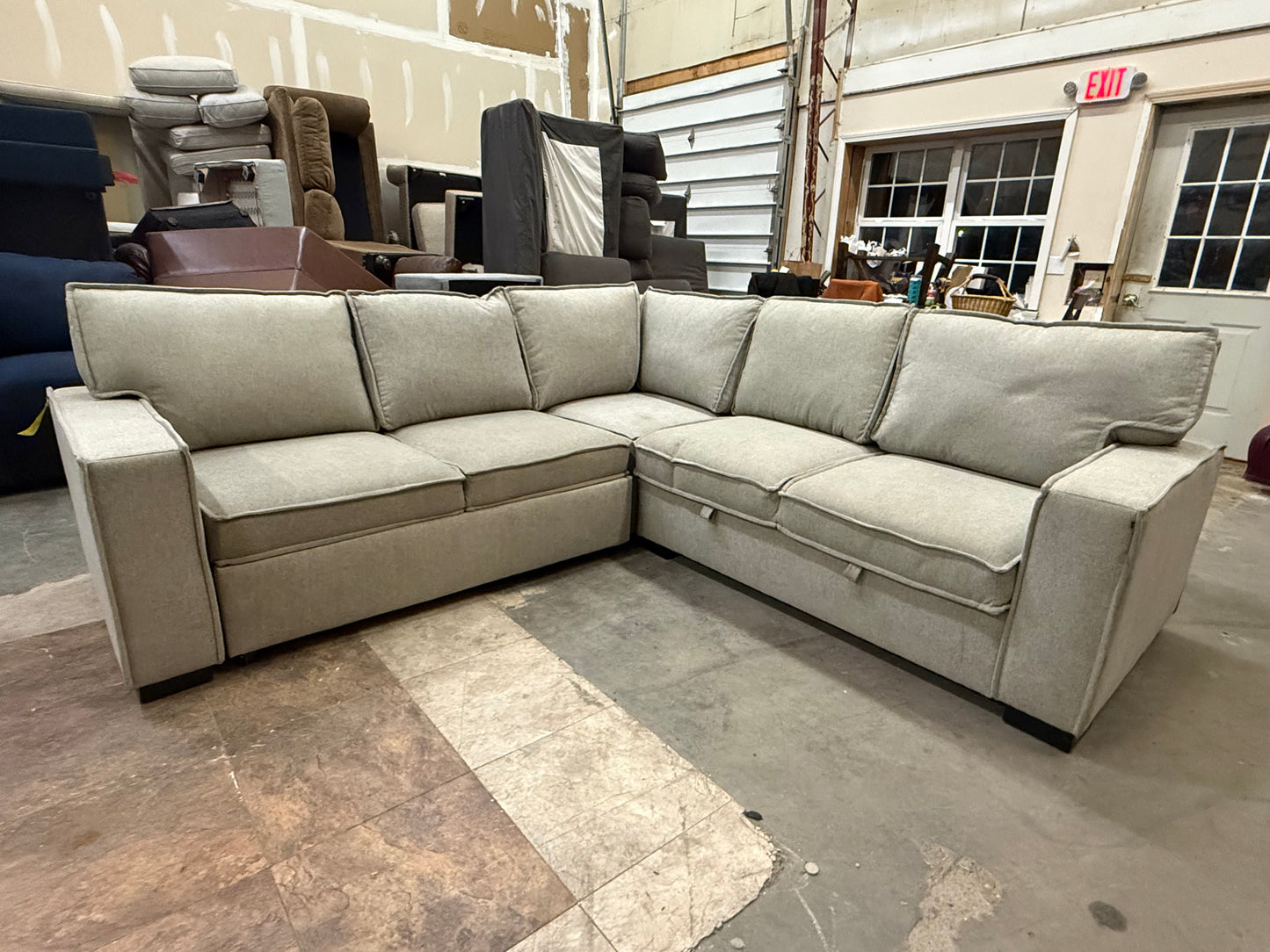 *Free Delivery* Retailer Return, Like-New Liquidation Sectional with Bed Conversion and Storage