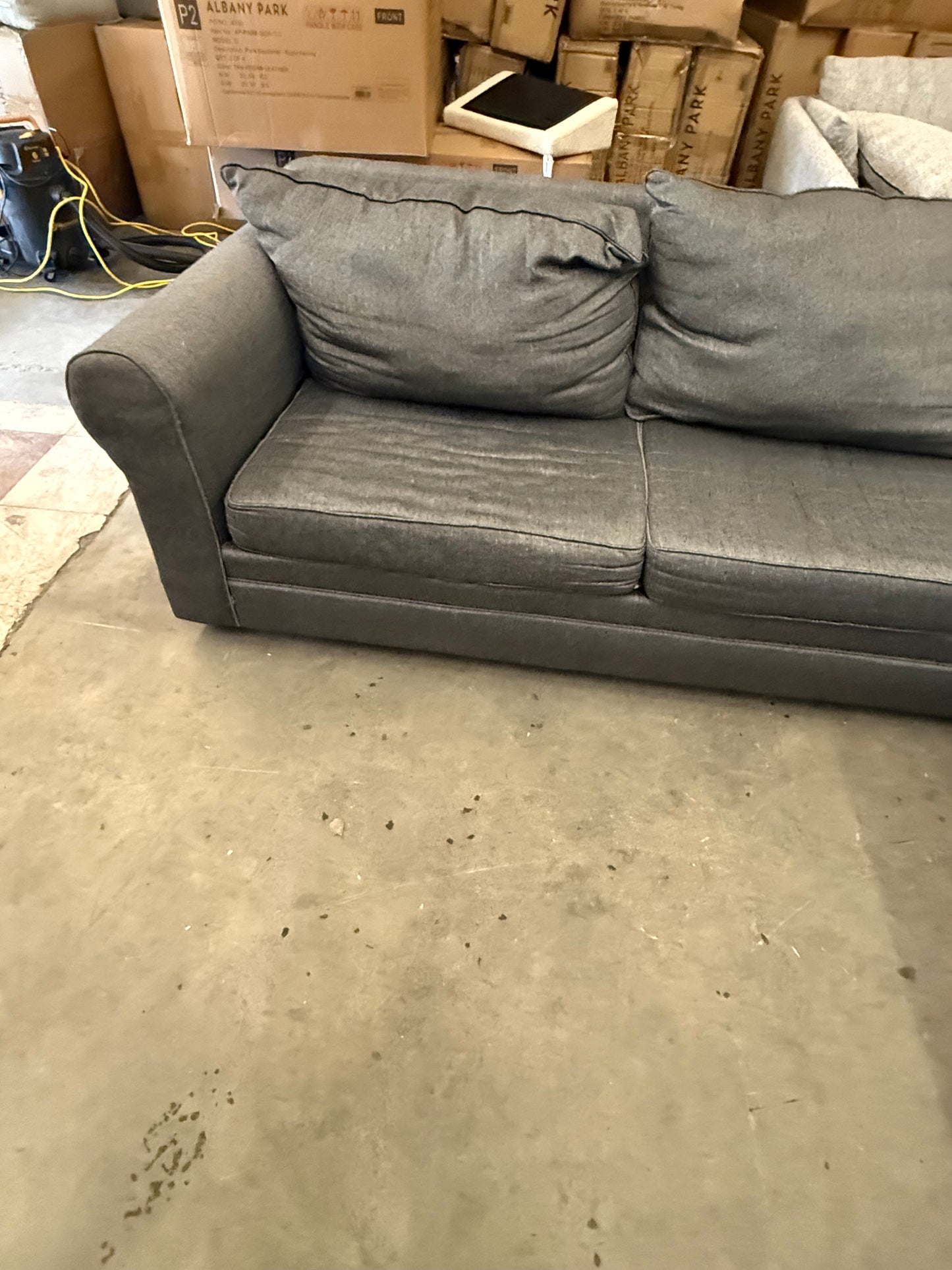 *Free Delivery* Large 4-Piece Sectional Couch Gray
