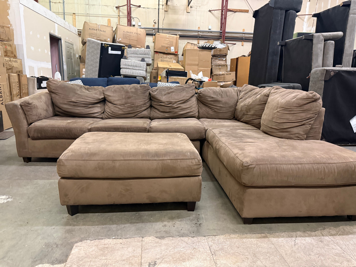 *Free Delivery* Sectional Couch with Matching Ottoman 2 Pieces