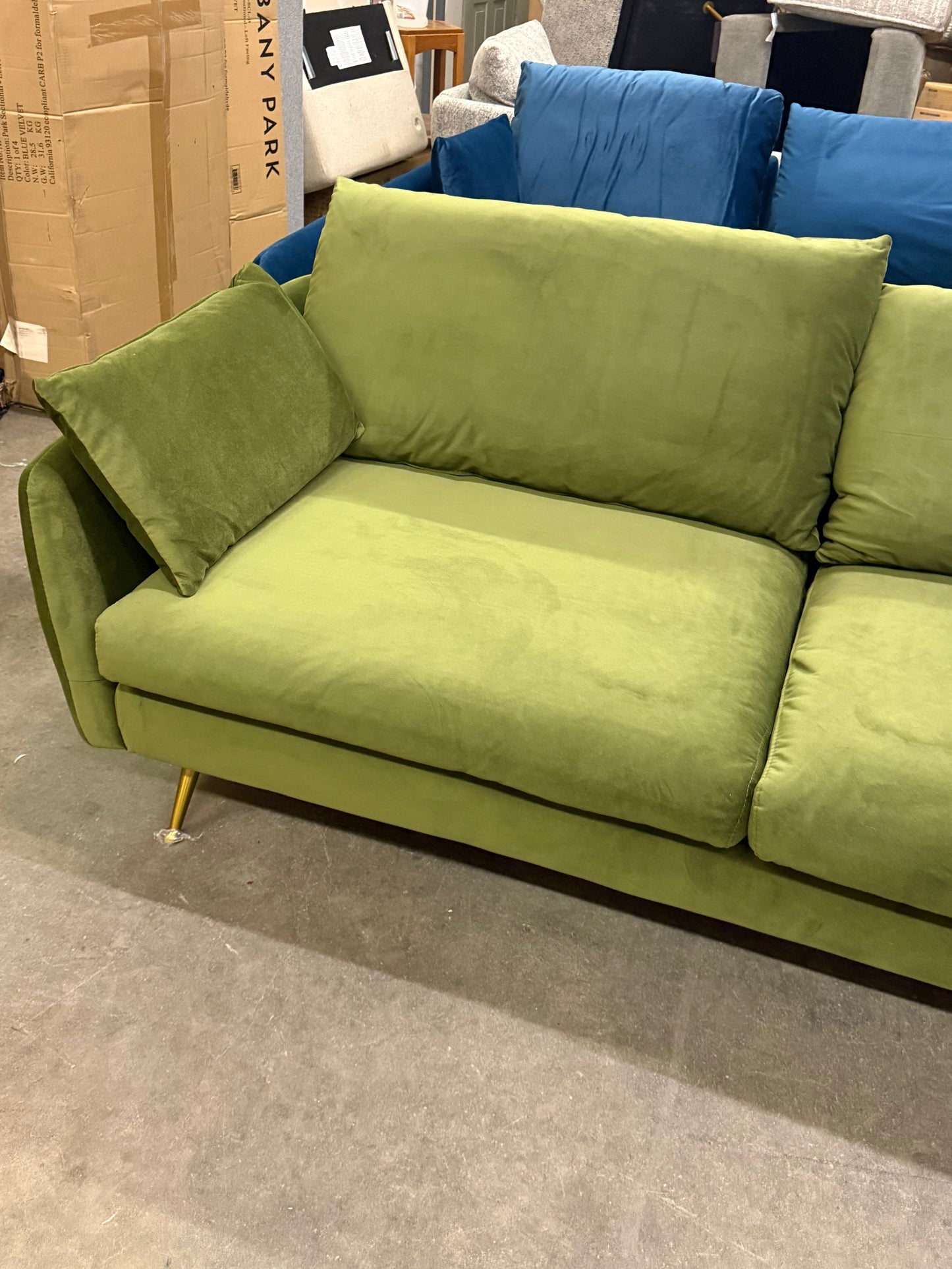 *Free Delivery* Brand New in the Box Albany Park "Park" Sectional Olive Green