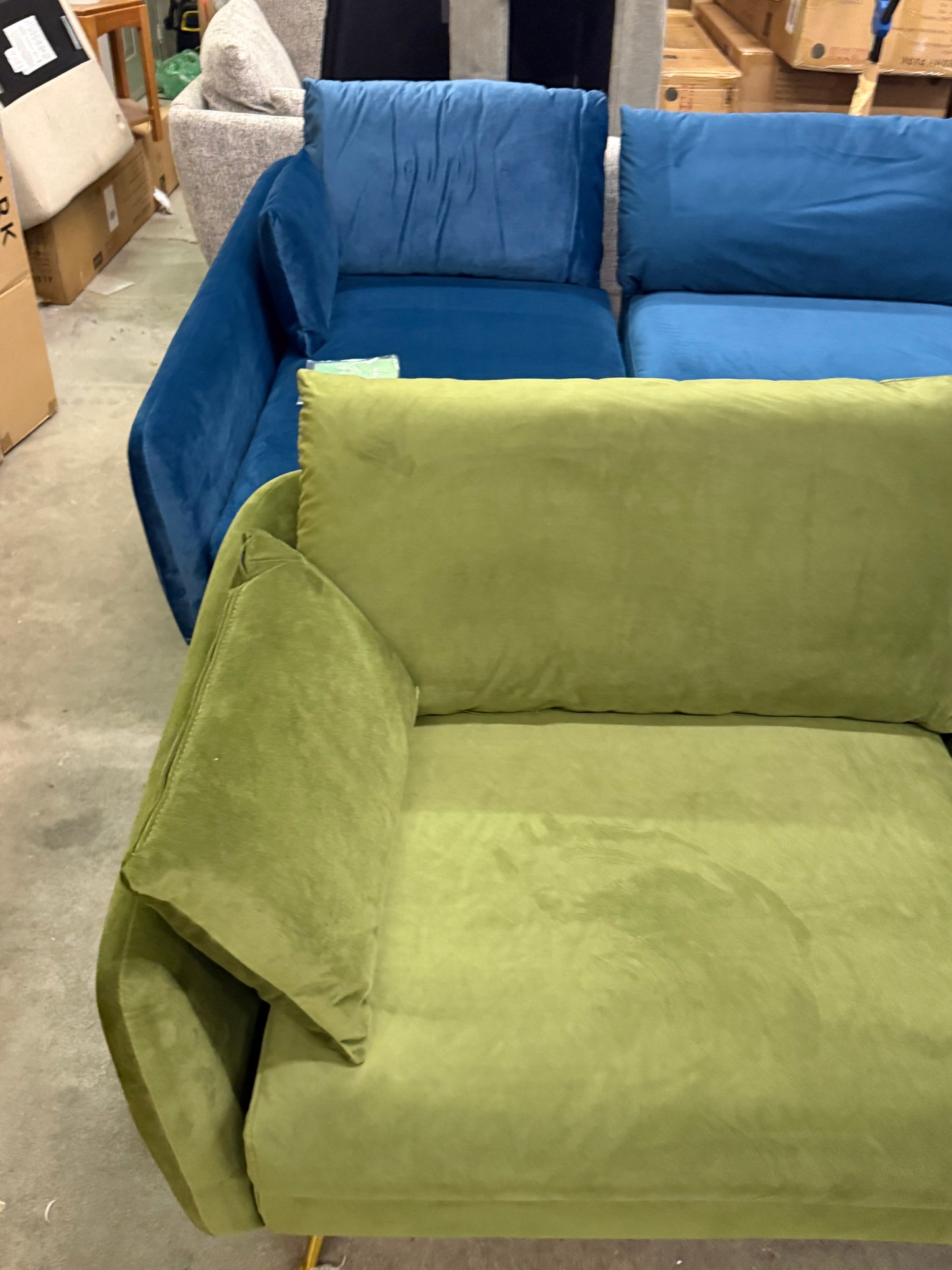 *Free Delivery* Brand New in the Box Albany Park "Park" Sectional Olive Green