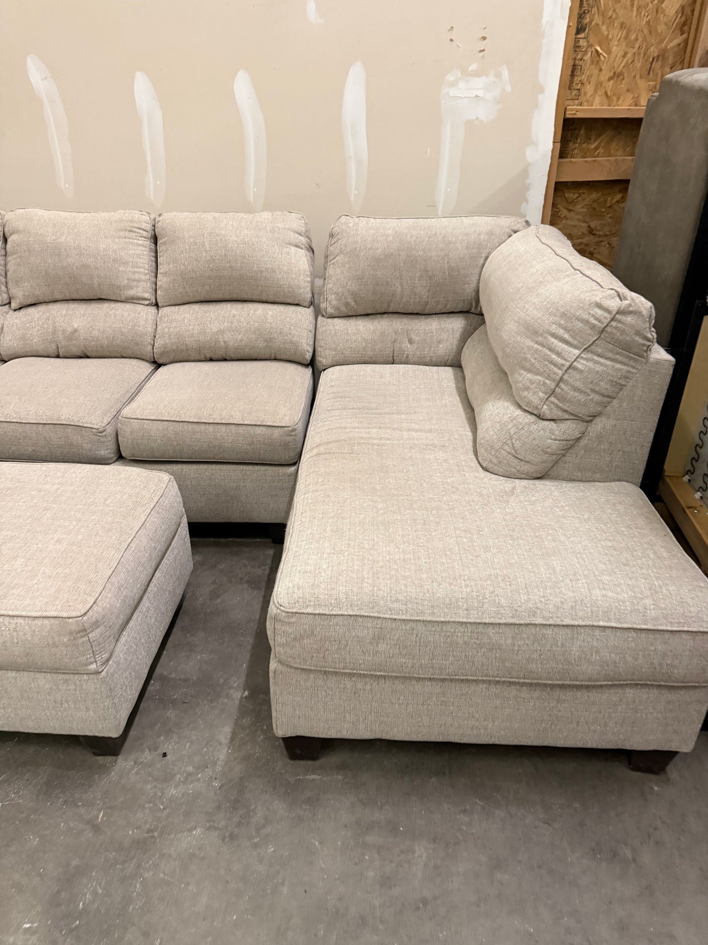 *Free Delivery* Complete Livingroom Set - Matching Sectional, Ottoman w Storage, and Chair