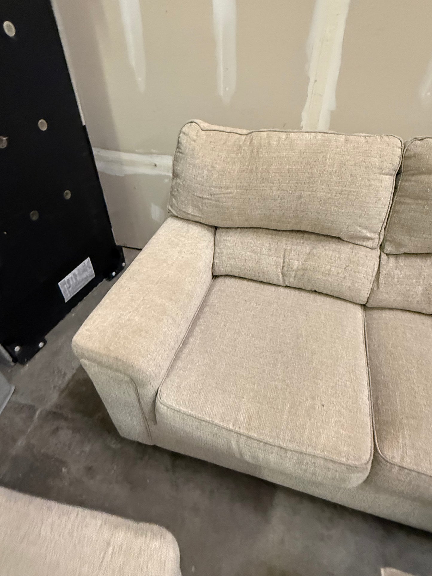 *Free Delivery* Complete Livingroom Set - Matching Sectional, Ottoman w Storage, and Chair