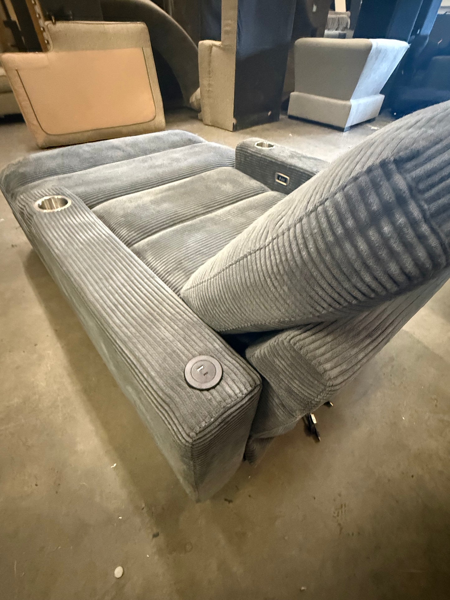 *Free Delivery* Retailer Return, Like-New Liquidation - Cordurroy Chaise Chair w USB RECLINES